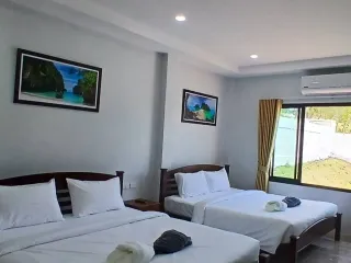 For rent 3 bedrooms villa in Mueang Krabi, Krabi
