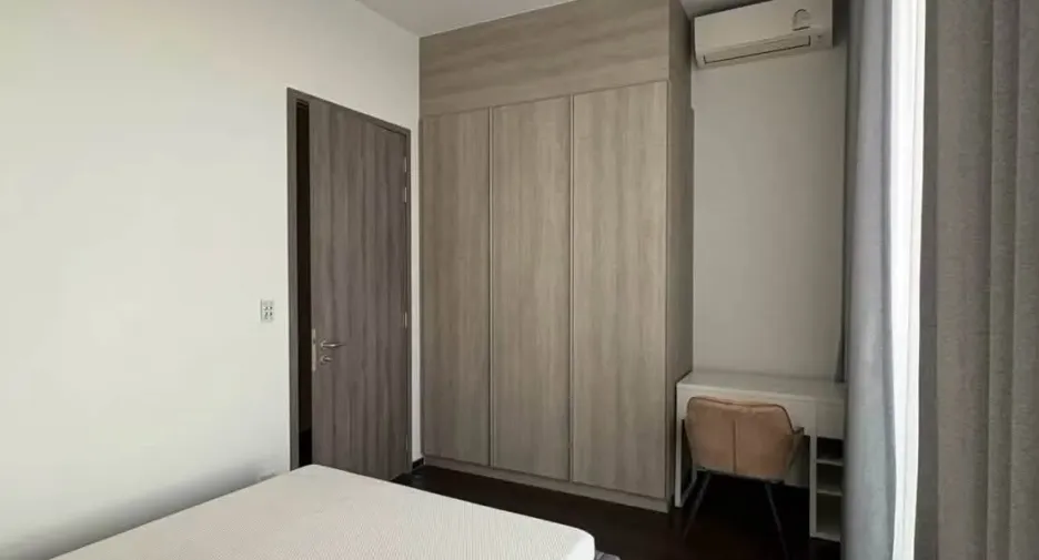 For rent 4 bedrooms condo in Bang Na, Bangkok