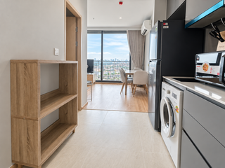 Condo en venta de 2 habitaciones en Bang Na, Bangkok