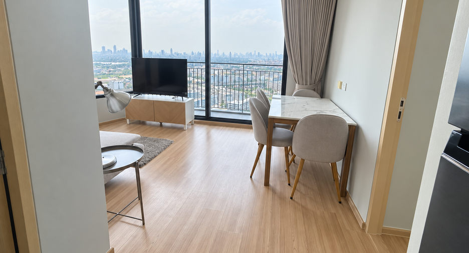 À vendre 2 chambres condo à Bang Na, Bangkok