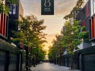 For rent 4 bedrooms townhouse in Prawet, Bangkok