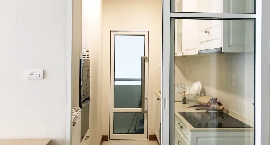 For rent 2 bedrooms condo in Watthana, Bangkok