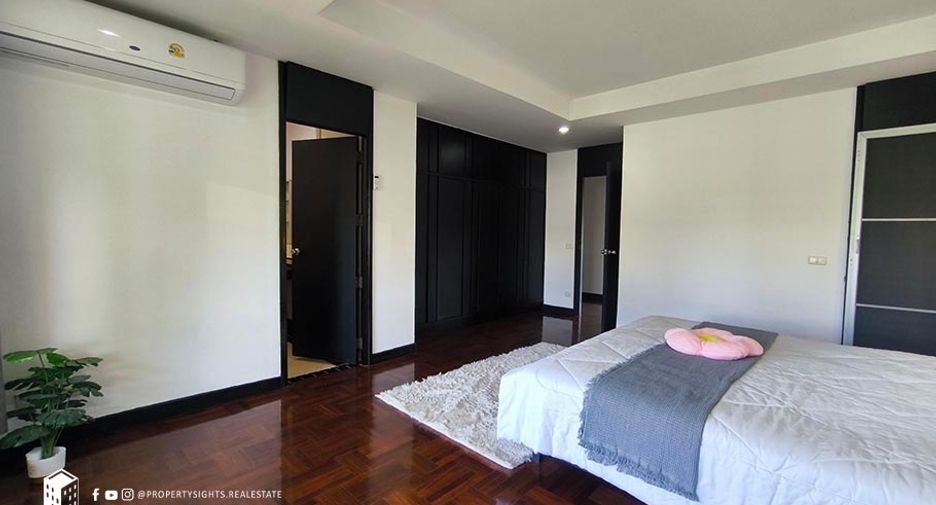 À louer 3 chambres condo à Watthana, Bangkok