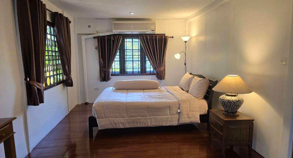 For rent 3 bedrooms house in Mueang Chiang Mai, Chiang Mai