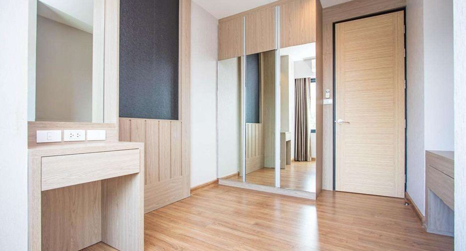 Condo en alquiler de 2 habitaciones en Mueang Chiang Mai, Chiang Mai