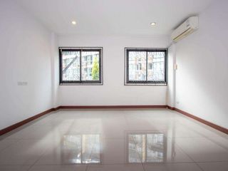 For rent 1 Beds retail Space in Mueang Chiang Mai, Chiang Mai