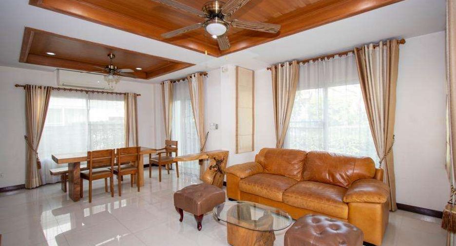 Casa en alquiler de 3 habitaciones en San Kamphaeng, Chiang Mai