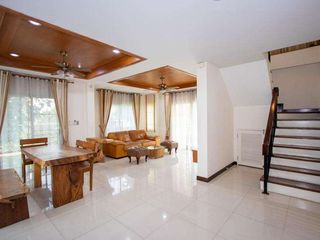Casa en alquiler de 3 habitaciones en San Kamphaeng, Chiang Mai