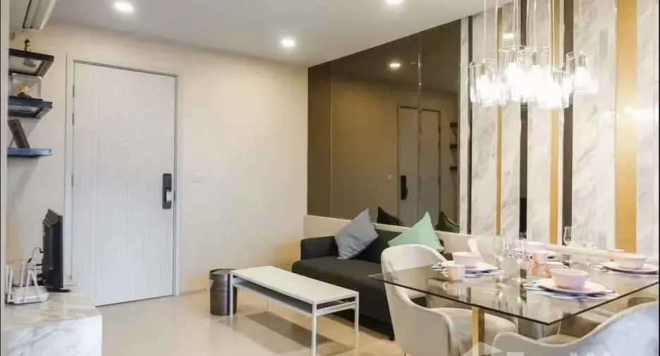 À vendre 1 chambre condo à Phra Khanong, Bangkok