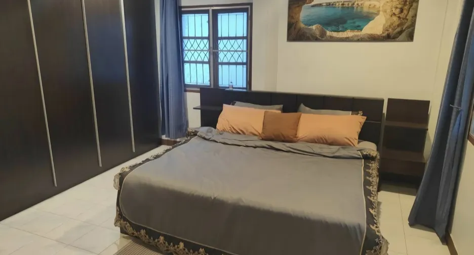 Casa en alquiler de 2 habitaciones en Chatuchak, Bangkok
