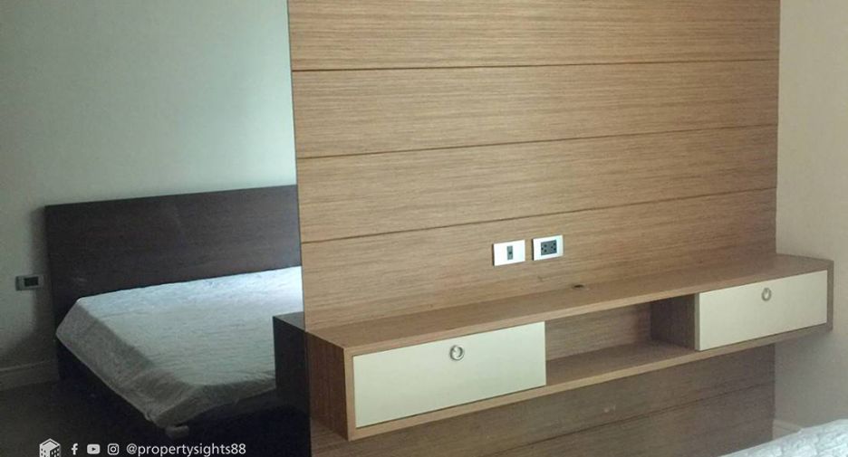 ให้เช่า 3 ห้องนอน คอนโด ใน คลองเตย, กรุงเทพฯ
