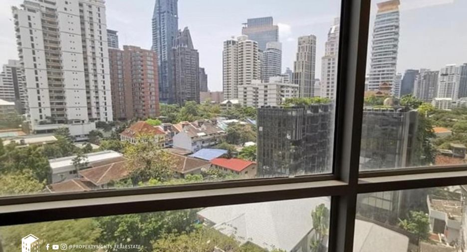 For rent 2 bedrooms condo in Watthana, Bangkok