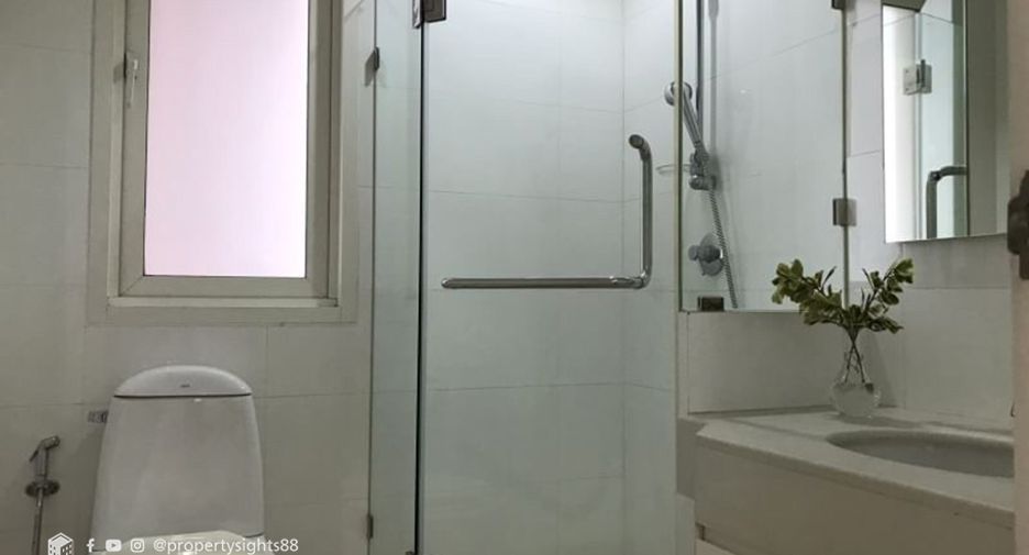 出租 2 卧室 公寓 在 Khlong Toei, 曼谷