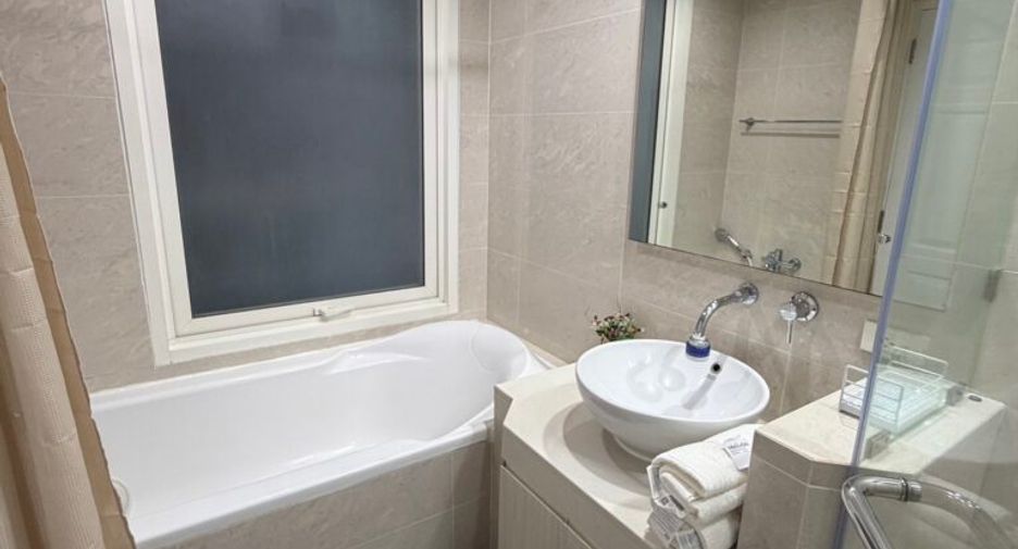 Wohnung zur Miete mit 2 Zimmer in Khlong Toei, Bangkok