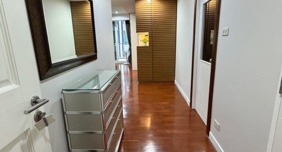 Wohnung zur Miete mit 2 Zimmer in Khlong Toei, Bangkok