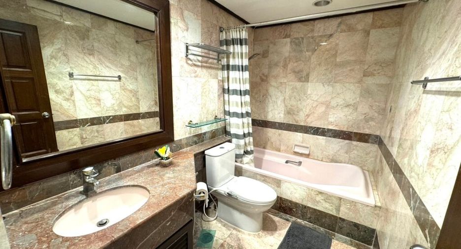 Wohnung zur Miete mit 3 Zimmer in Watthana, Bangkok