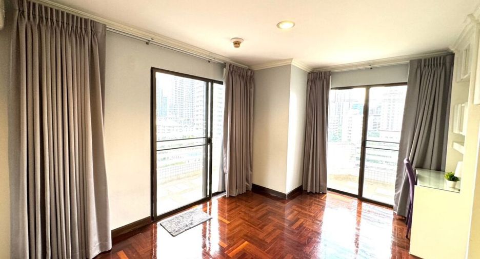 Wohnung zur Miete mit 3 Zimmer in Watthana, Bangkok