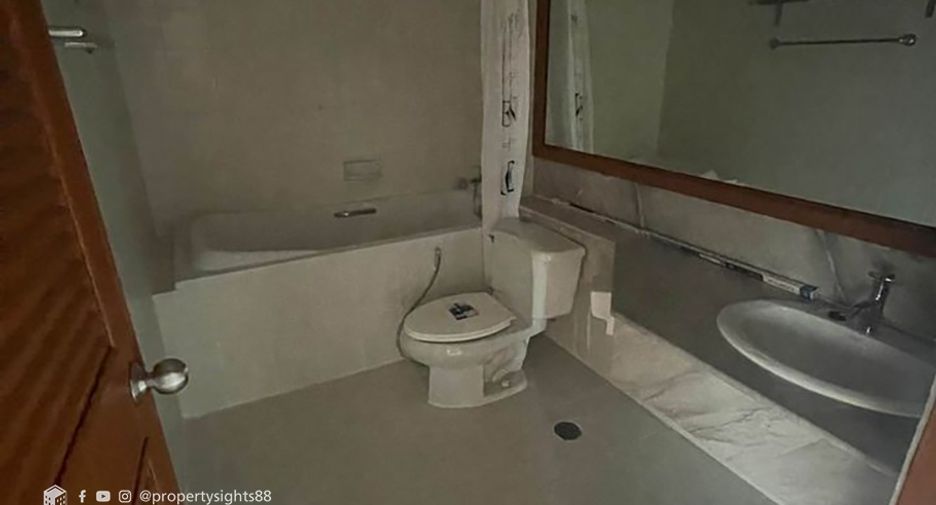Wohnung zur Miete mit 3 Zimmer in Watthana, Bangkok