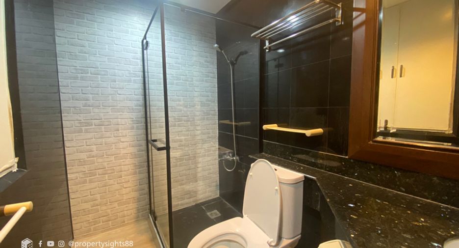 Wohnung zur Miete mit 3 Zimmer in Watthana, Bangkok