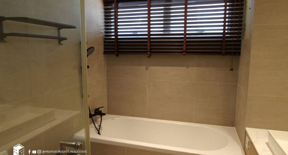 For rent 2 ベッドルーム condo in Khlong Toei, Bangkok
