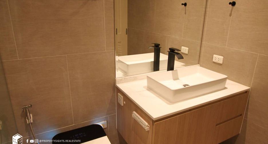 For rent 2 ベッドルーム condo in Khlong Toei, Bangkok
