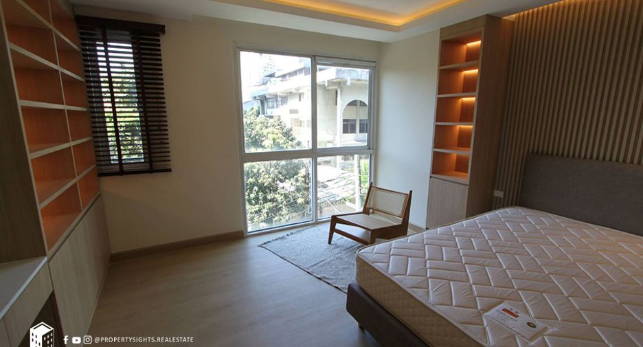 For rent 2 ベッドルーム condo in Khlong Toei, Bangkok
