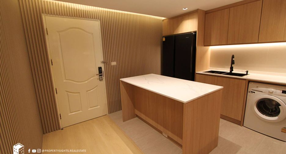 For rent 2 ベッドルーム condo in Khlong Toei, Bangkok