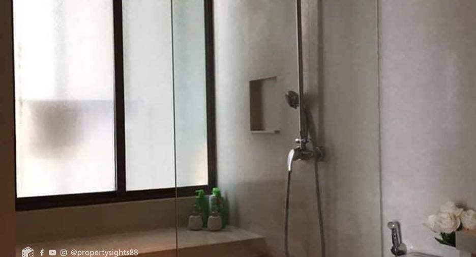 Wohnung zur Miete mit 1 Zimmer in Khlong Toei, Bangkok