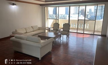 For rent 3 bedrooms condo in Watthana, Bangkok