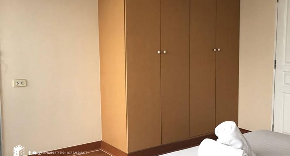 Wohnung zur Miete mit 3 Zimmer in Khlong Toei, Bangkok