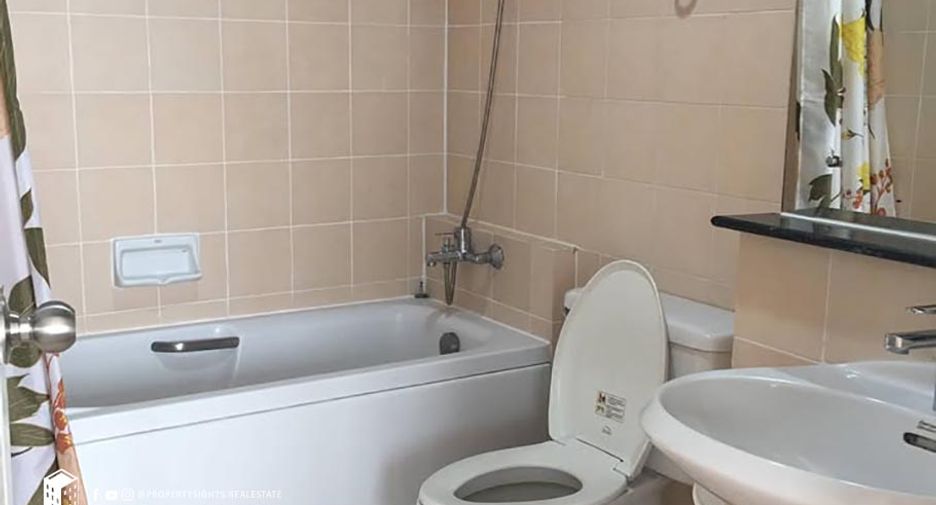 Wohnung zur Miete mit 3 Zimmer in Khlong Toei, Bangkok