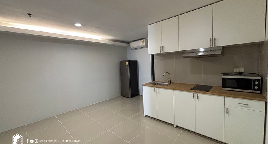 ให้เช่า 2 ห้องนอน คอนโด ใน คลองเตย, กรุงเทพฯ