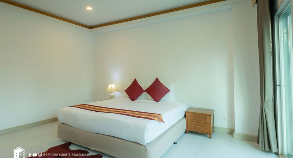 Condo en alquiler de 3 habitaciones en Watthana, Bangkok