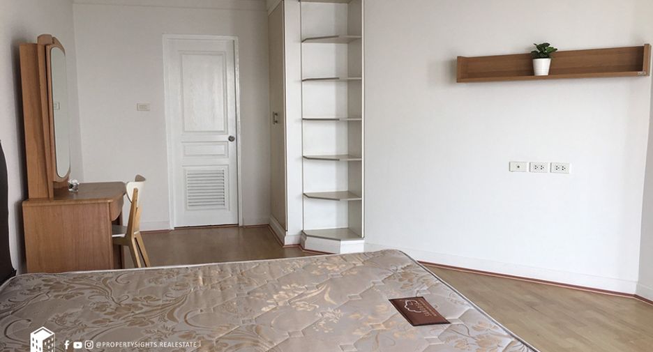Wohnung zur Miete mit 2 Zimmer in Khlong Toei, Bangkok