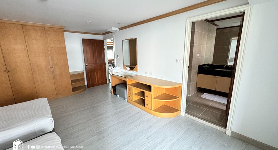 Condo en alquiler de 2 habitaciones en Watthana, Bangkok