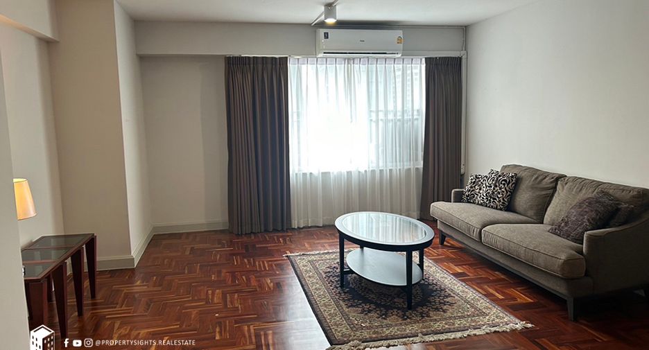 Condo en alquiler de 3 habitaciones en Khlong Toei, Bangkok