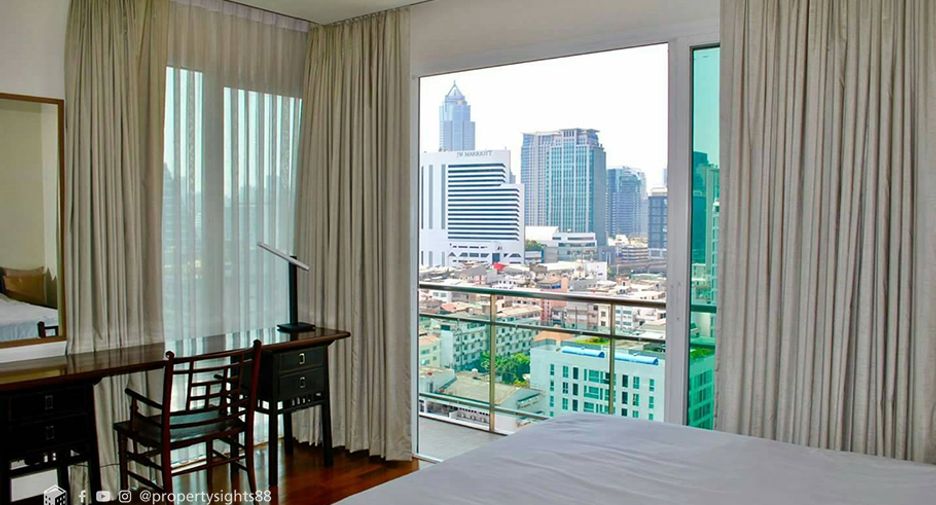 Condo en alquiler de 2 habitaciones en Watthana, Bangkok