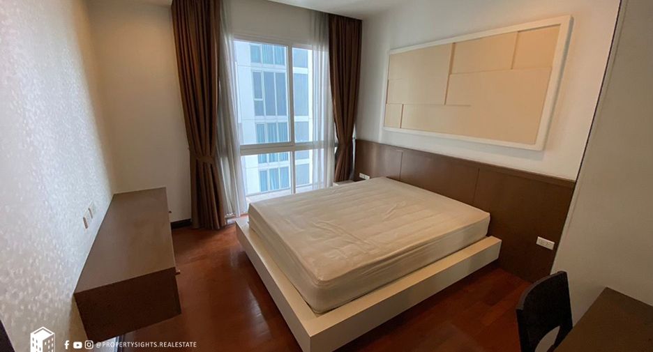 For rent 2 bedrooms condo in Watthana, Bangkok