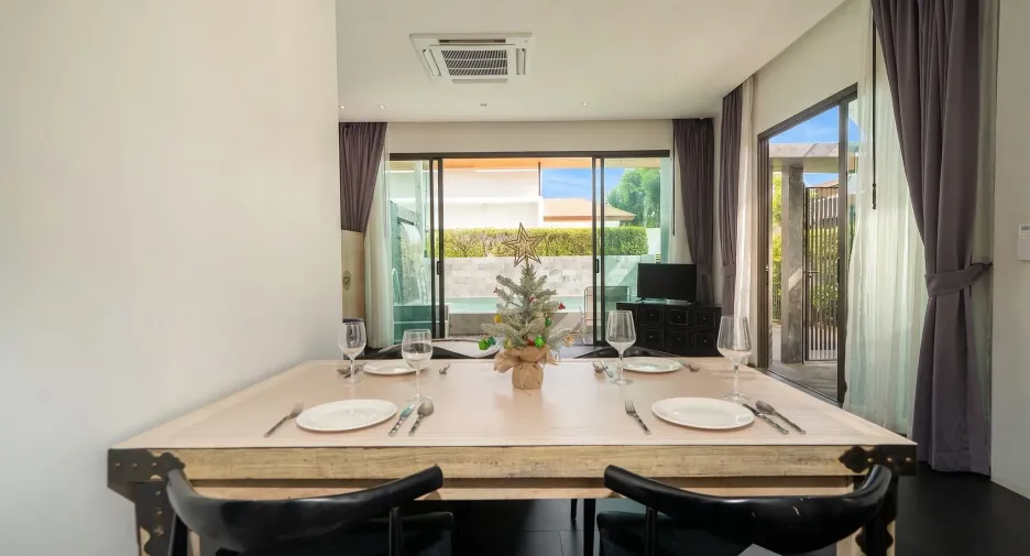 For rent 2 bedrooms villa in Mueang Phuket, Phuket