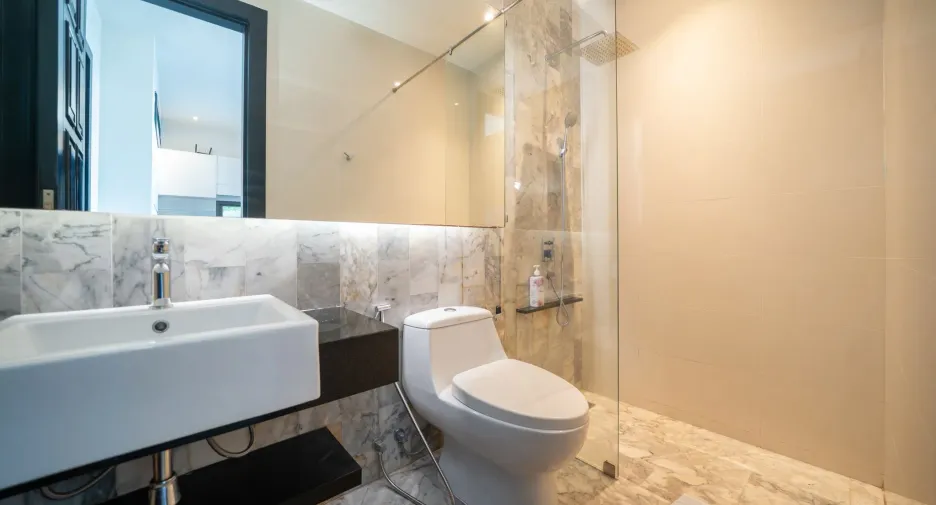 For rent 2 bedrooms villa in Mueang Phuket, Phuket