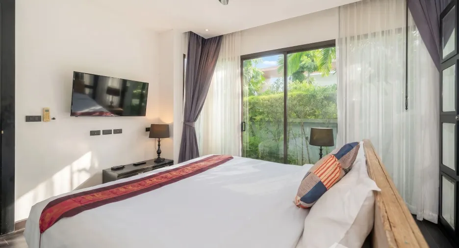 For rent 2 bedrooms villa in Mueang Phuket, Phuket