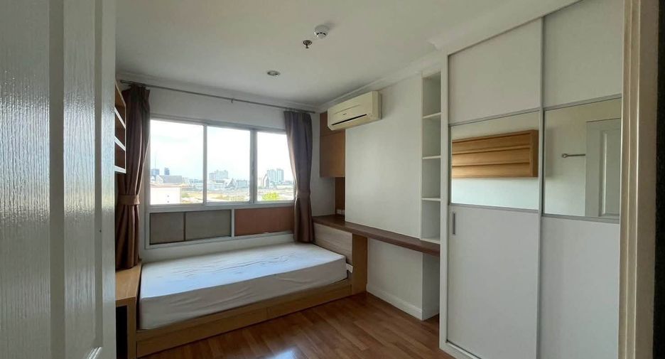 À vendre 2 chambres condo à Huai Khwang, Bangkok