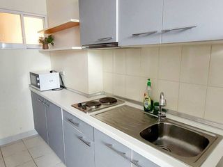 Wohnung zur Miete mit 1 Zimmer in Khlong Toei, Bangkok