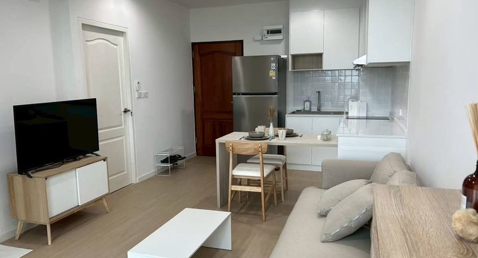 For rent 2 bedrooms condo in Sathon, Bangkok