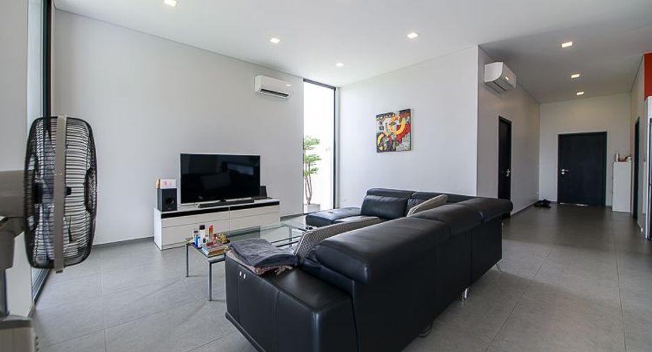 For sale 3 bedrooms house in Bang Lamung, Chonburi