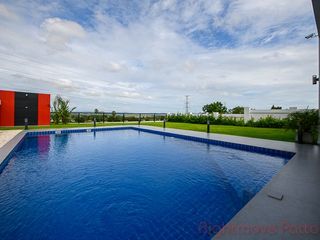À vendre 3 chambres maison à Bang Lamung, Chonburi