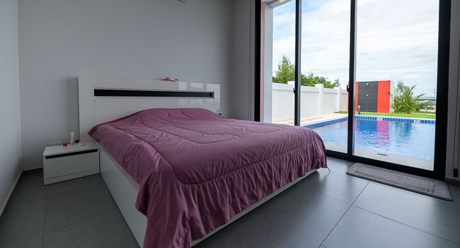 For sale 3 bedrooms house in Bang Lamung, Chonburi