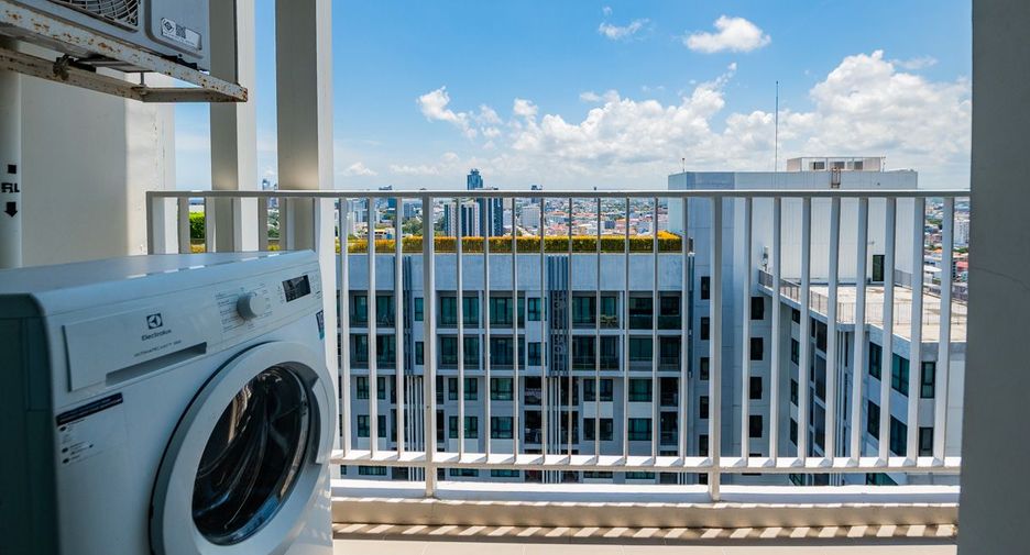 Condo en alquiler de 1 habitaciones en Bang Lamung, Chonburi