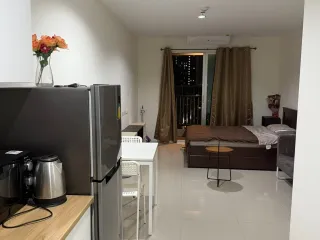 À louer studio condo à Suan Luang, Bangkok
