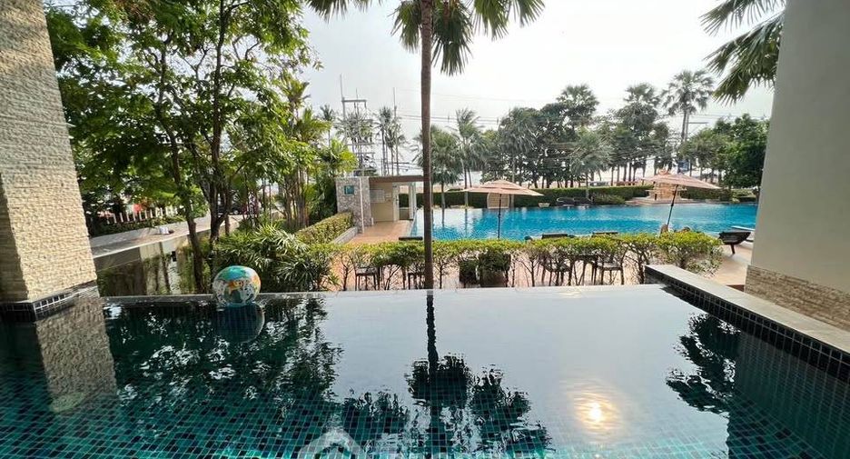 For sale 2 bedrooms condo in Jomtien, Pattaya